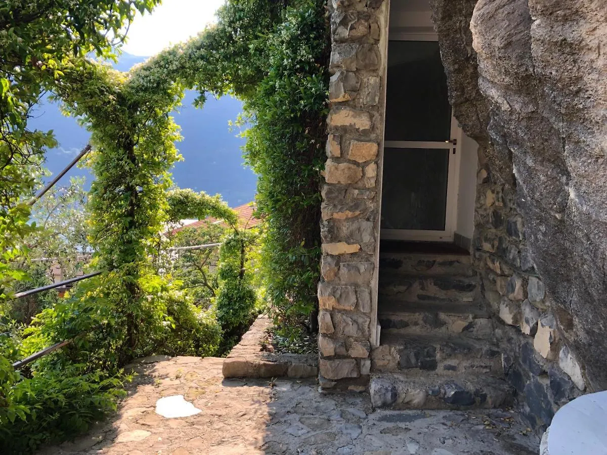 Eden Sul Lago Di Como Hotel Nesso 0*,  Italy